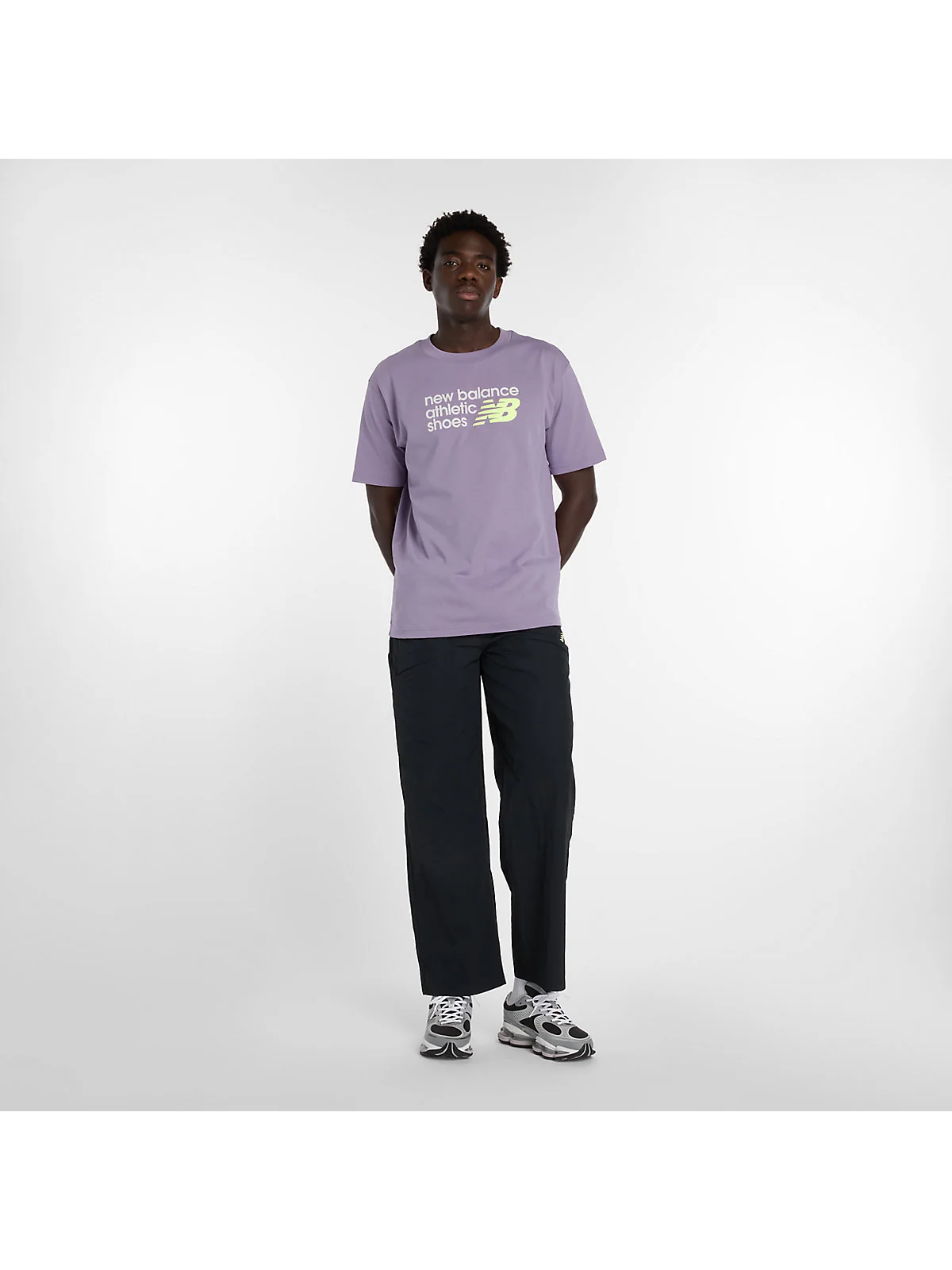 Футболка New Balance Athletics Premium Relaxed сиреневая — 2