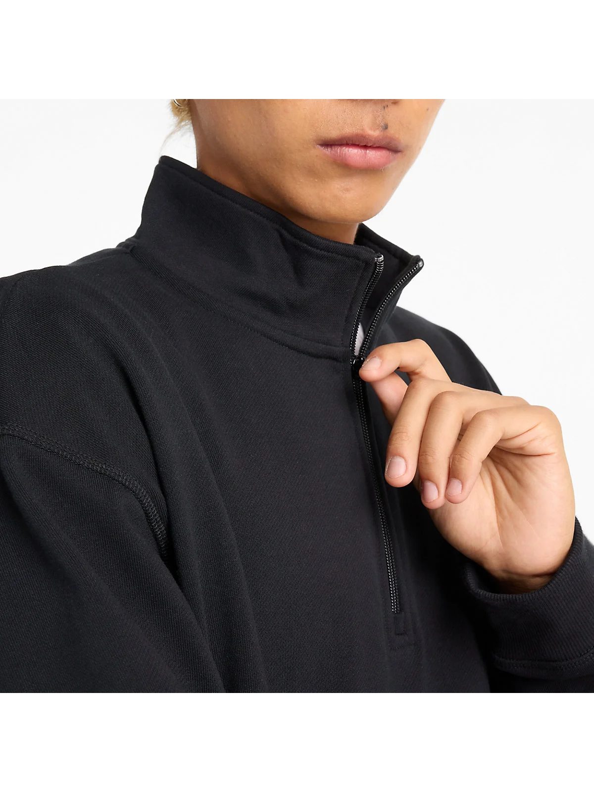 Пуловер New Balance Athletics Fleece 1/2 Zip черный — 2