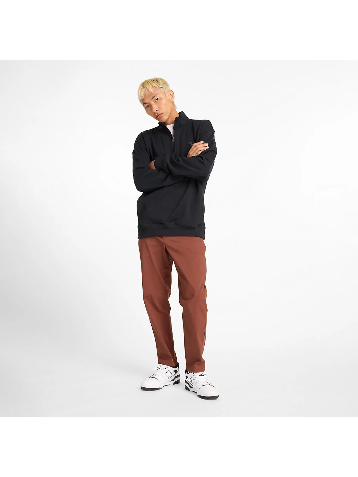 Пуловер New Balance Athletics Fleece 1/2 Zip черный — 4