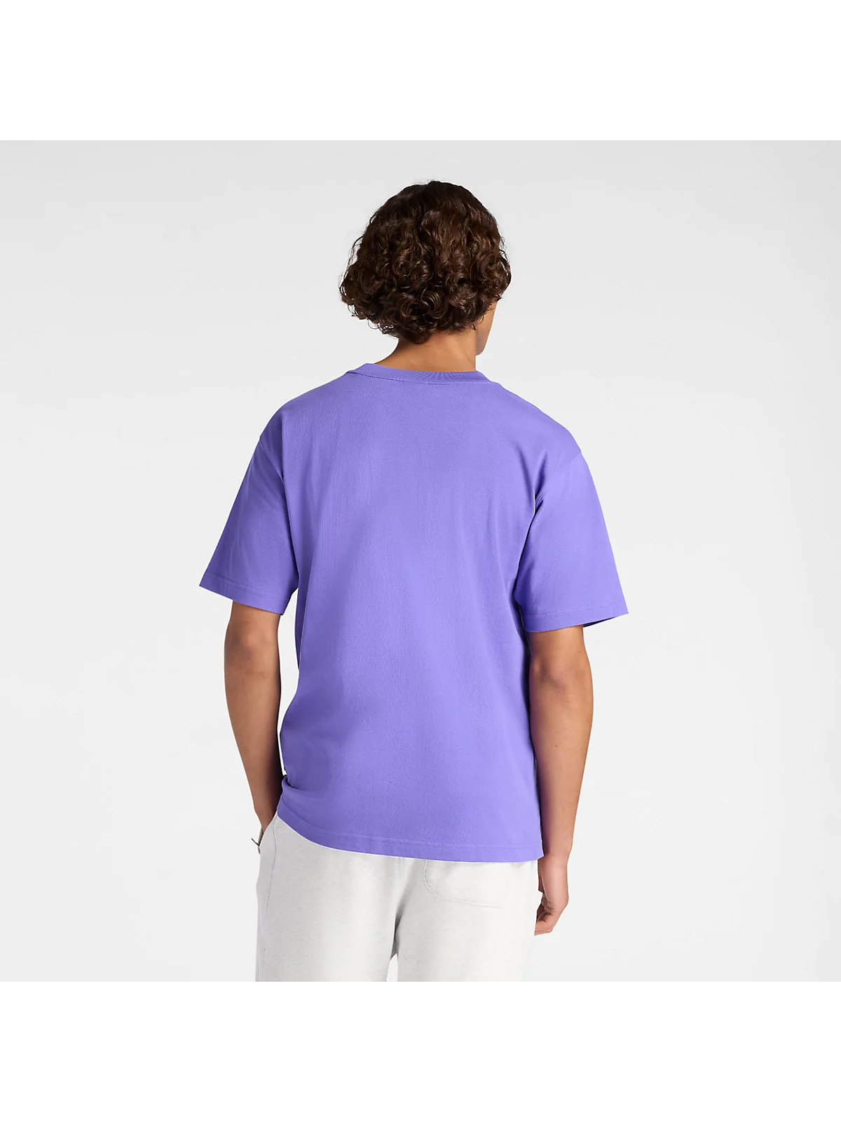 Футболка New Balance Athletics Premium Logo фиолетовая — 3