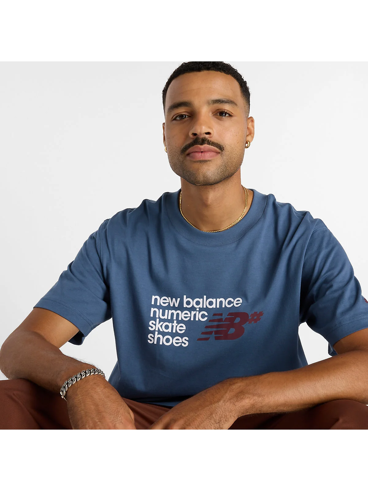 Футболка New Balance Numeric Stacked Graphic синяя — 3