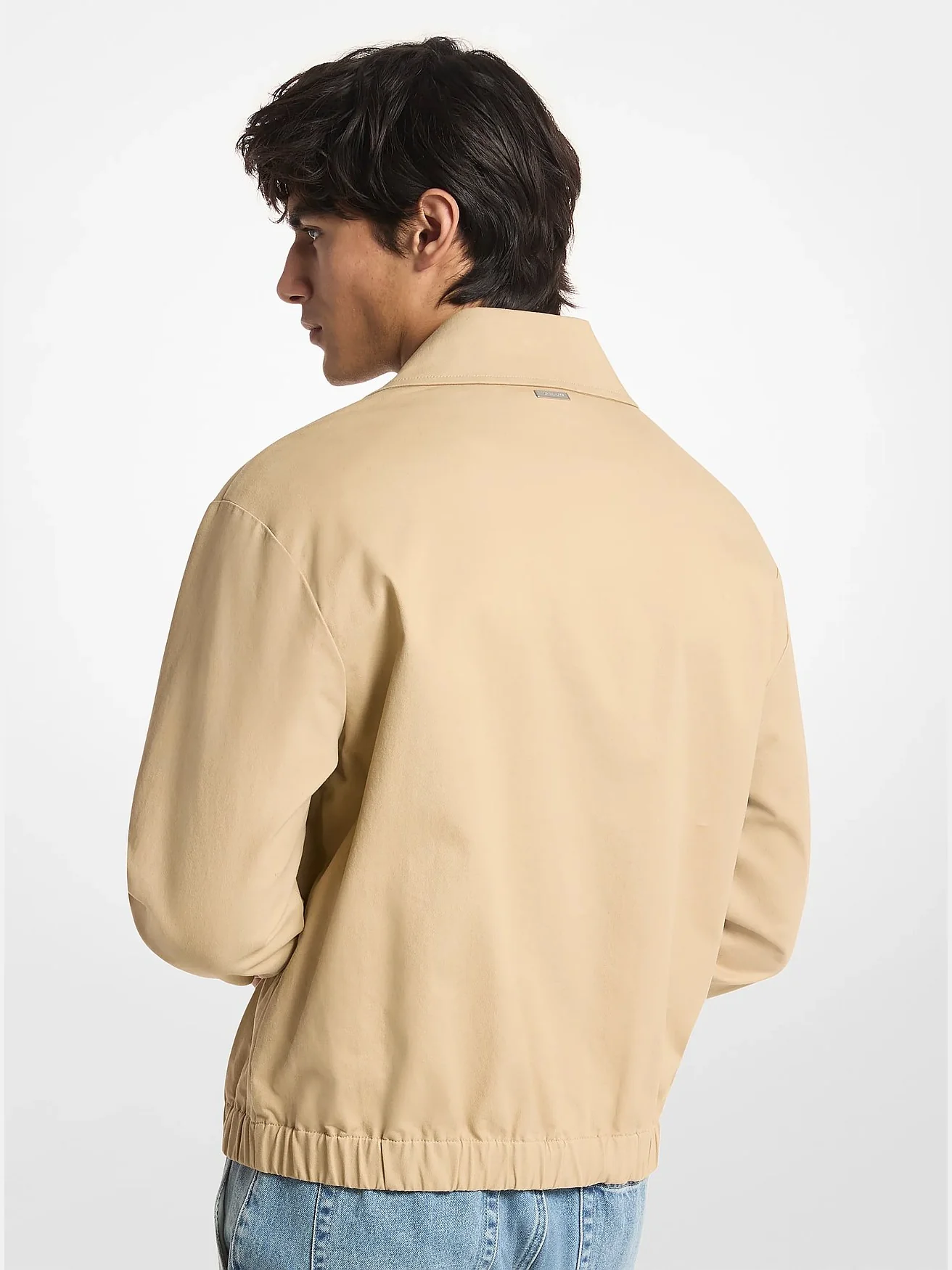 Бежевая куртка Michael Kors Blouson, вид сзади.
