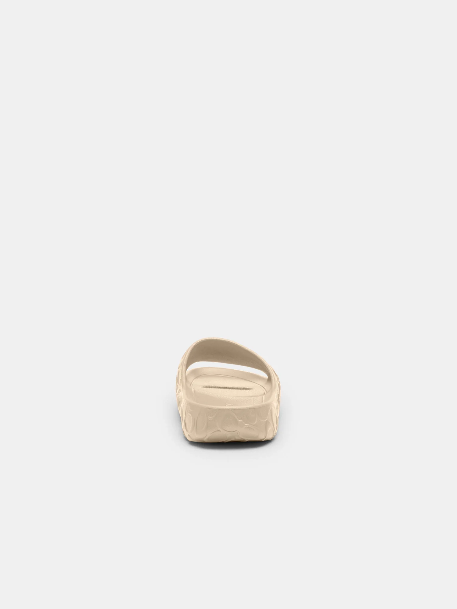Шлёпанцы Coach Bay Slide молочные — 6