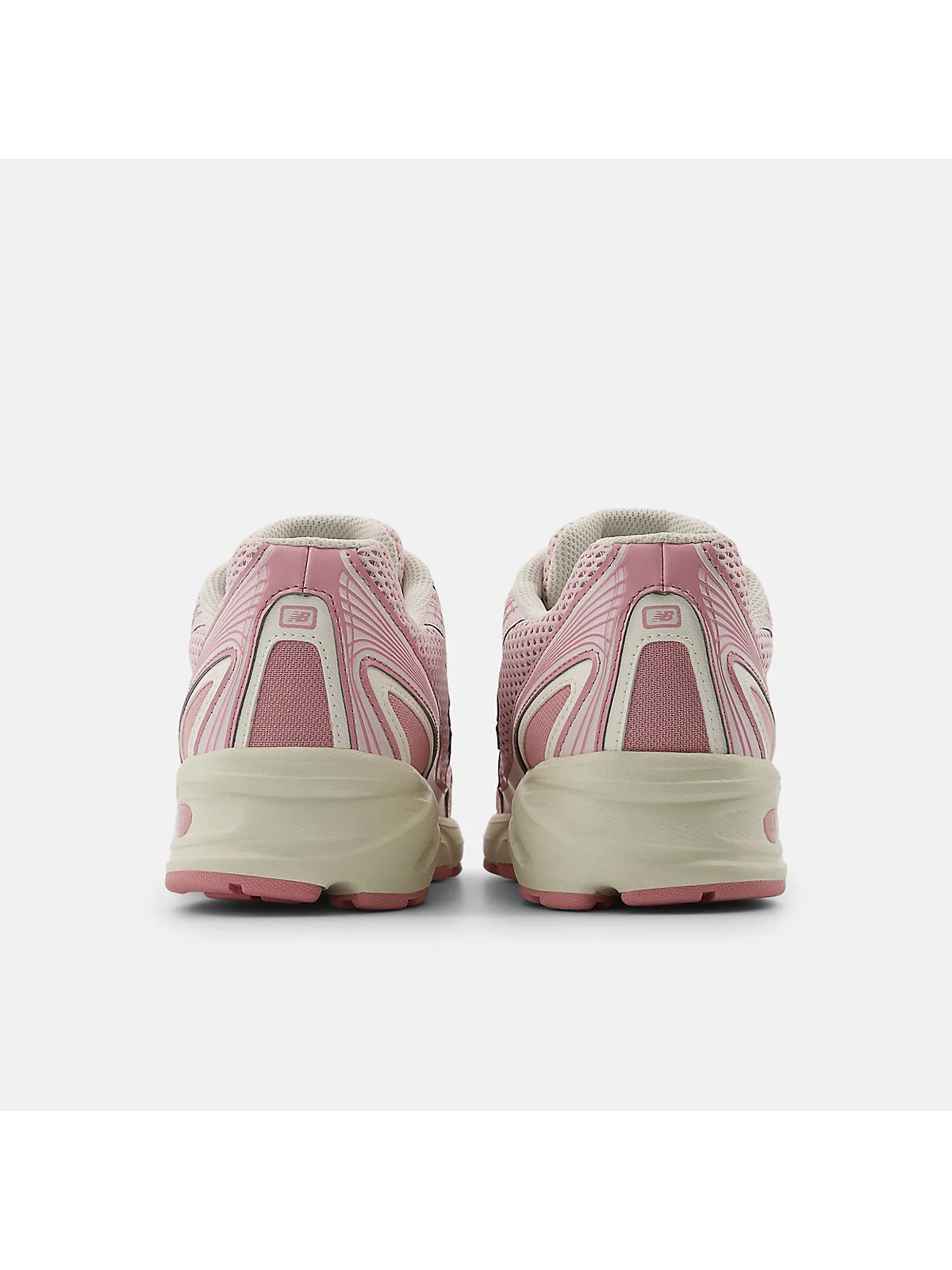Кроссовки New Balance 740 — 4