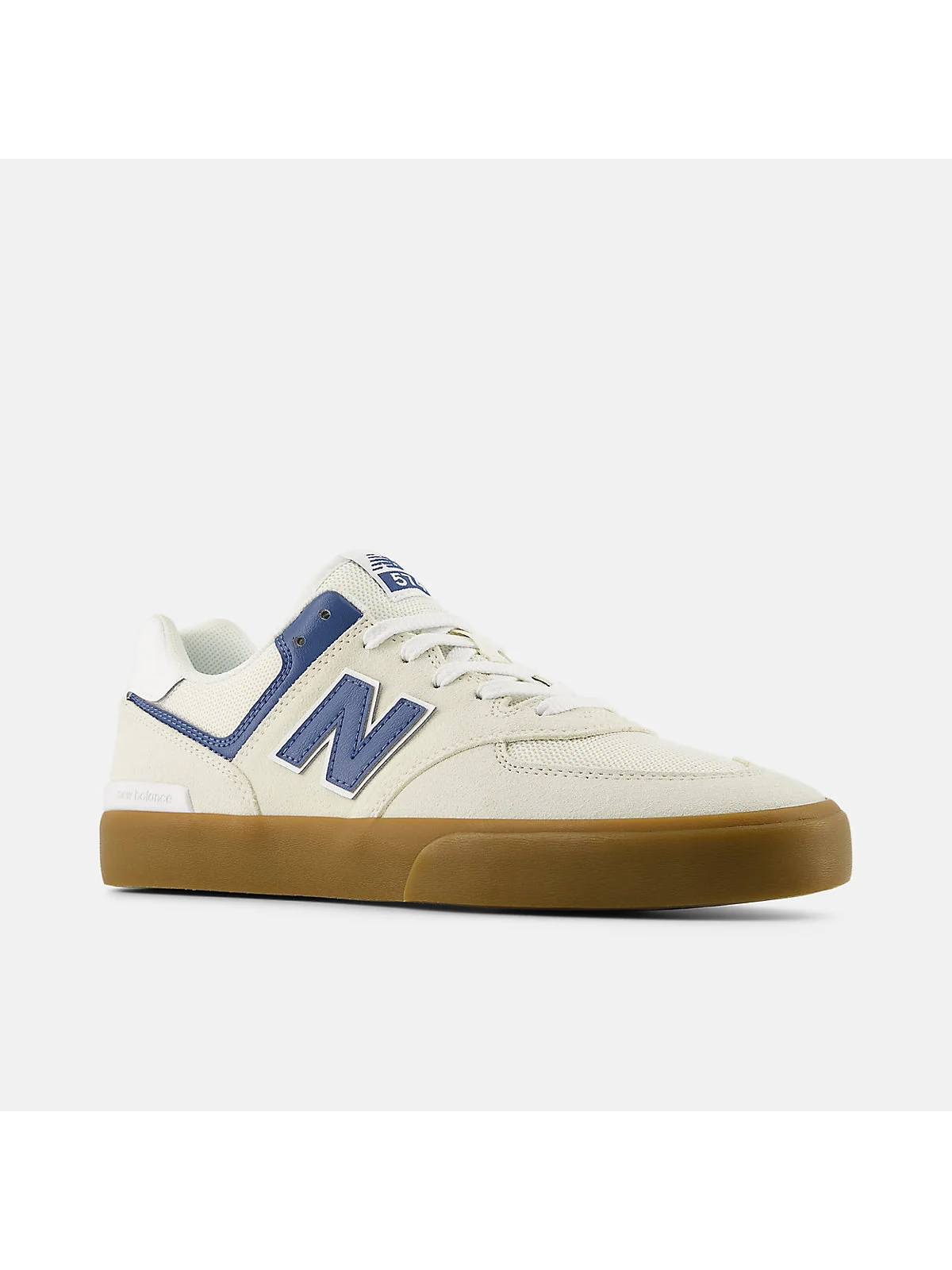 Чёрные кеды New Balance 574 Vulc, вид сбоку