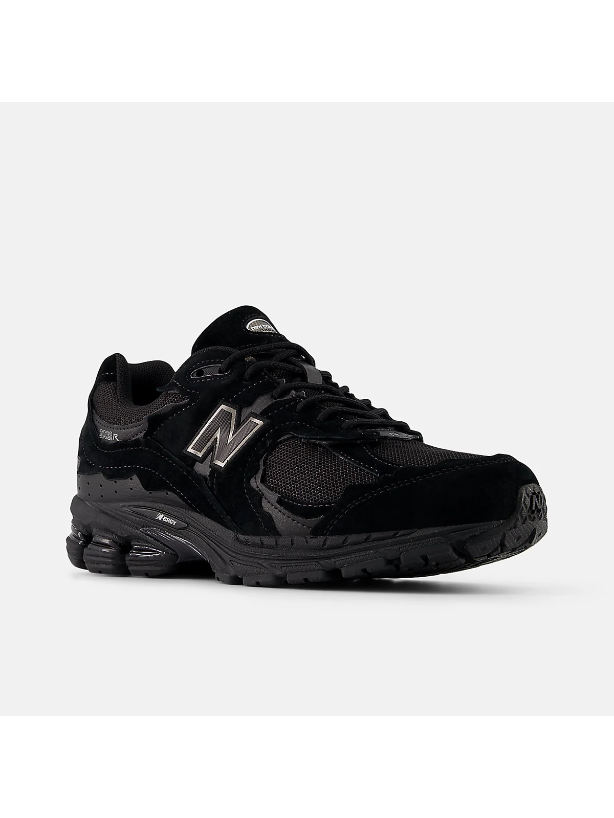 Чёрные кроссовки New Balance 2002DX с чёрным металликом, другой ракурс.