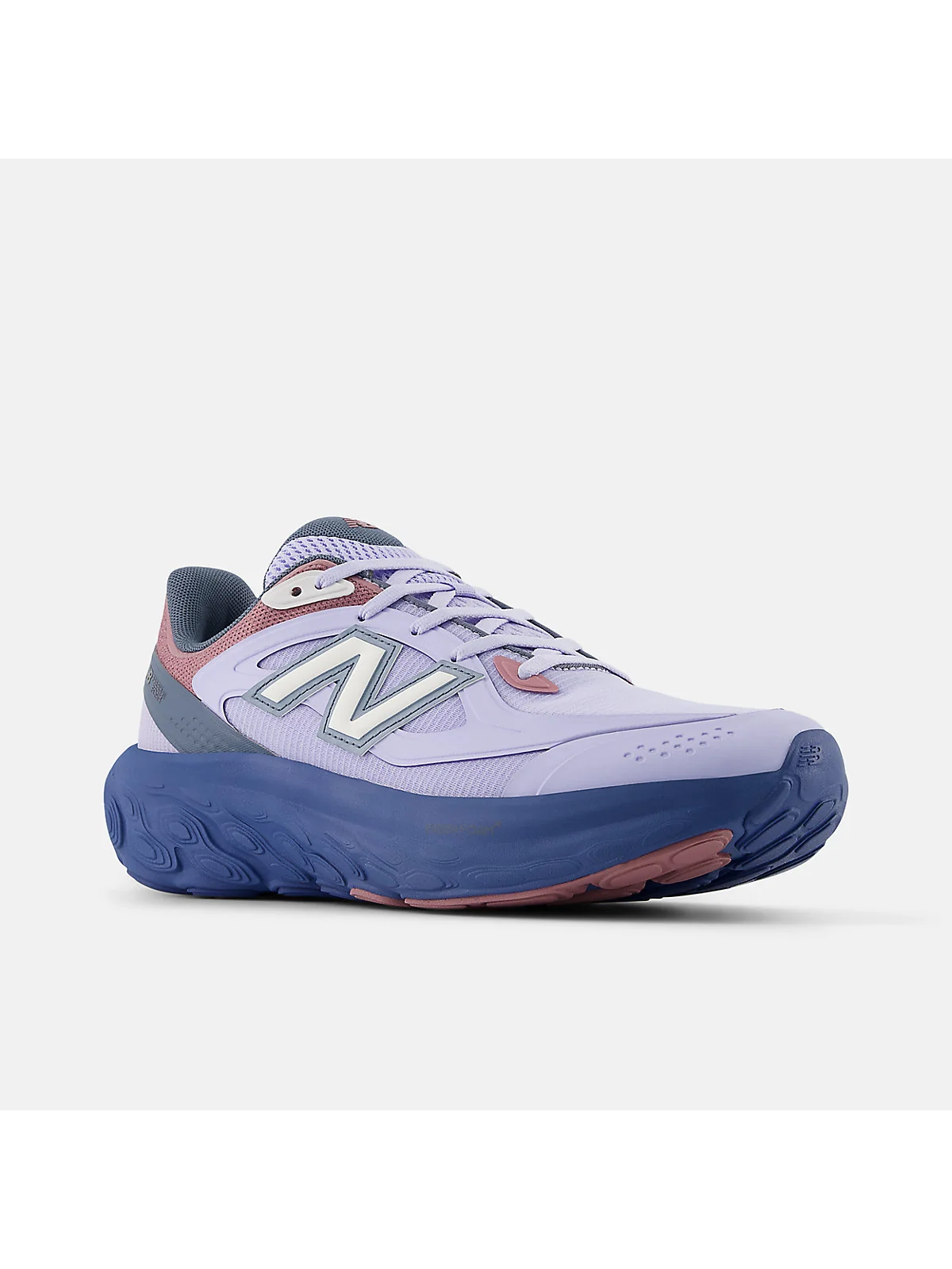Кроссовки New Balance Fresh Foam Trainer, трёхчетвертной ракурс с мягкой подошвой