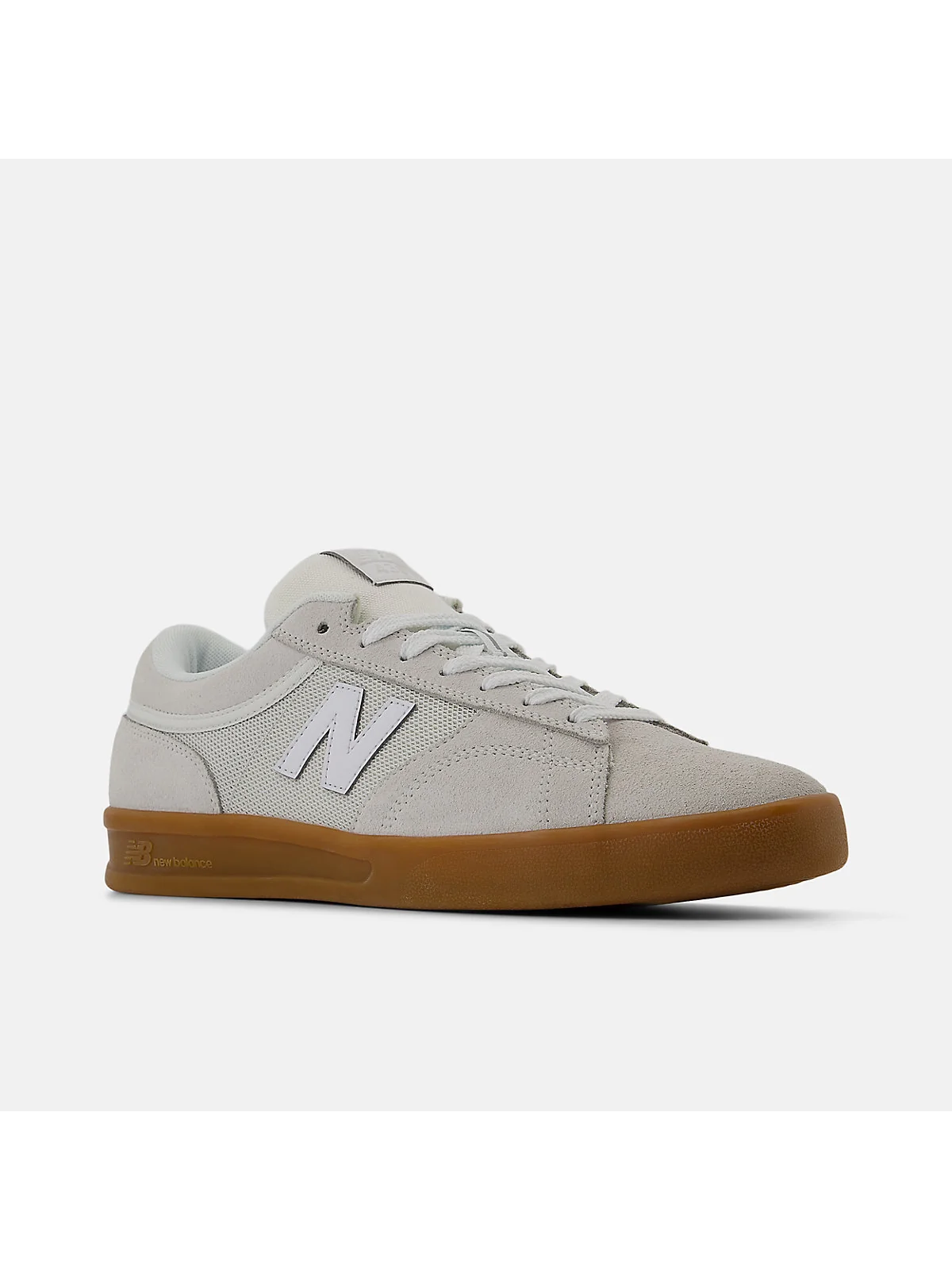 Кроссовки New Balance 430 светлые, фронтальный вид, видна замша и логотип N.