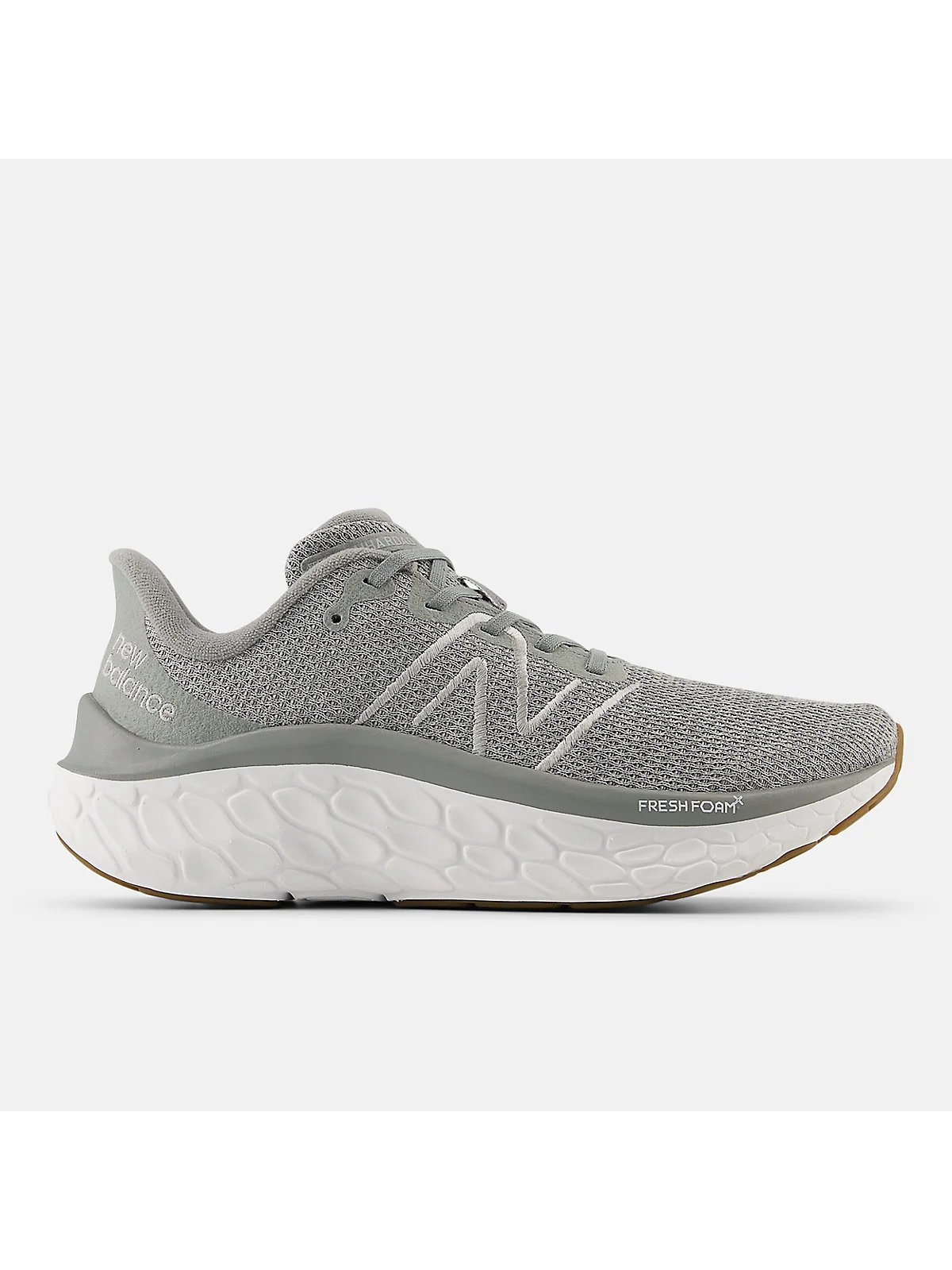 Чёрные беговые кроссовки New Balance Fresh Foam X Kaiha Road, вид сбоку.