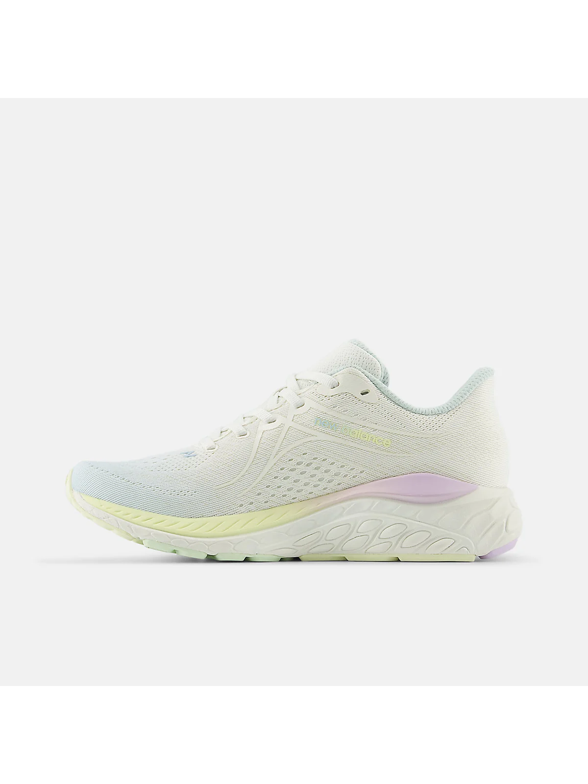 Вязаный верх и пена Fresh Foam в кроссовках New Balance 860v13.
