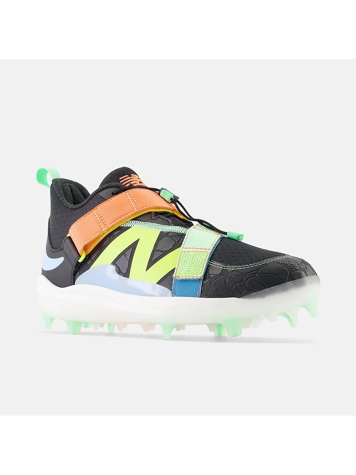 Нижняя часть шиповок New Balance FuelCell Lindor 2 с жёлтыми шипами и белой подошвой.