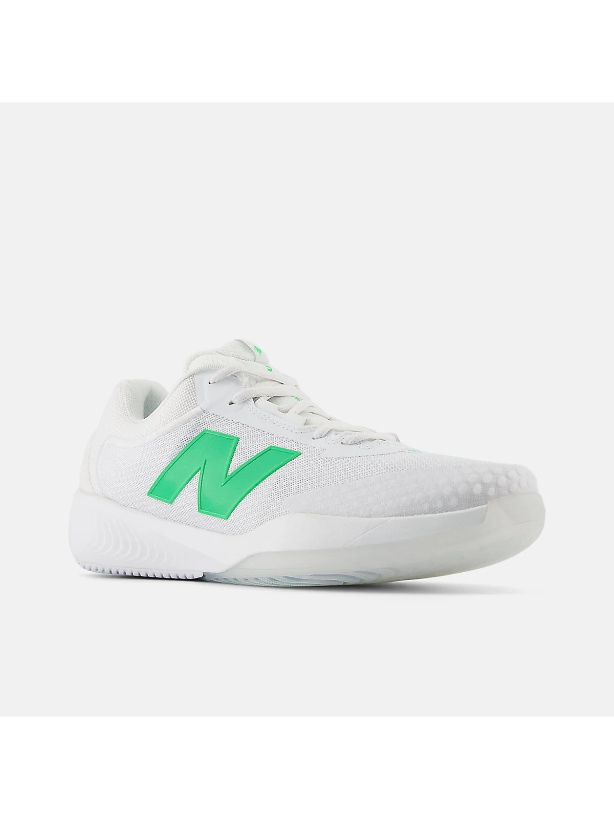 Белые кроссовки New Balance FuelCell 996v6 с видом подошвы и профиля.
