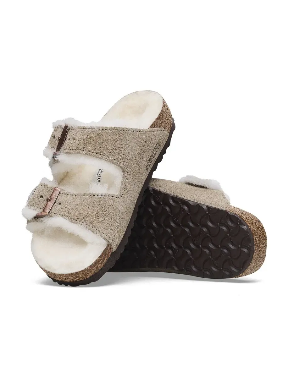 Детские шлепанцы Birkenstock Arizona Taupe с овчиной — изображение 3 из 4, тауп