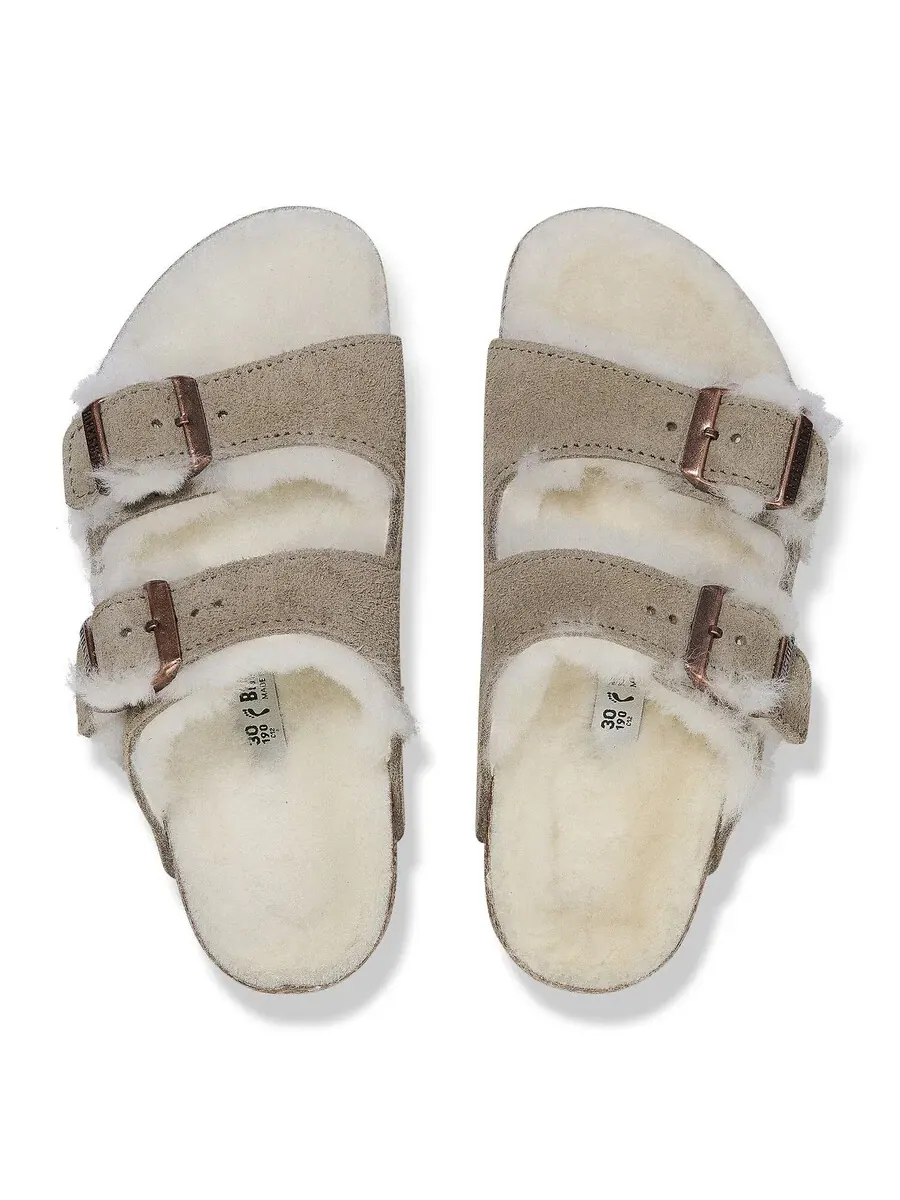 Детские шлепанцы Birkenstock Arizona Taupe с овчиной — изображение 4 из 4, тауп