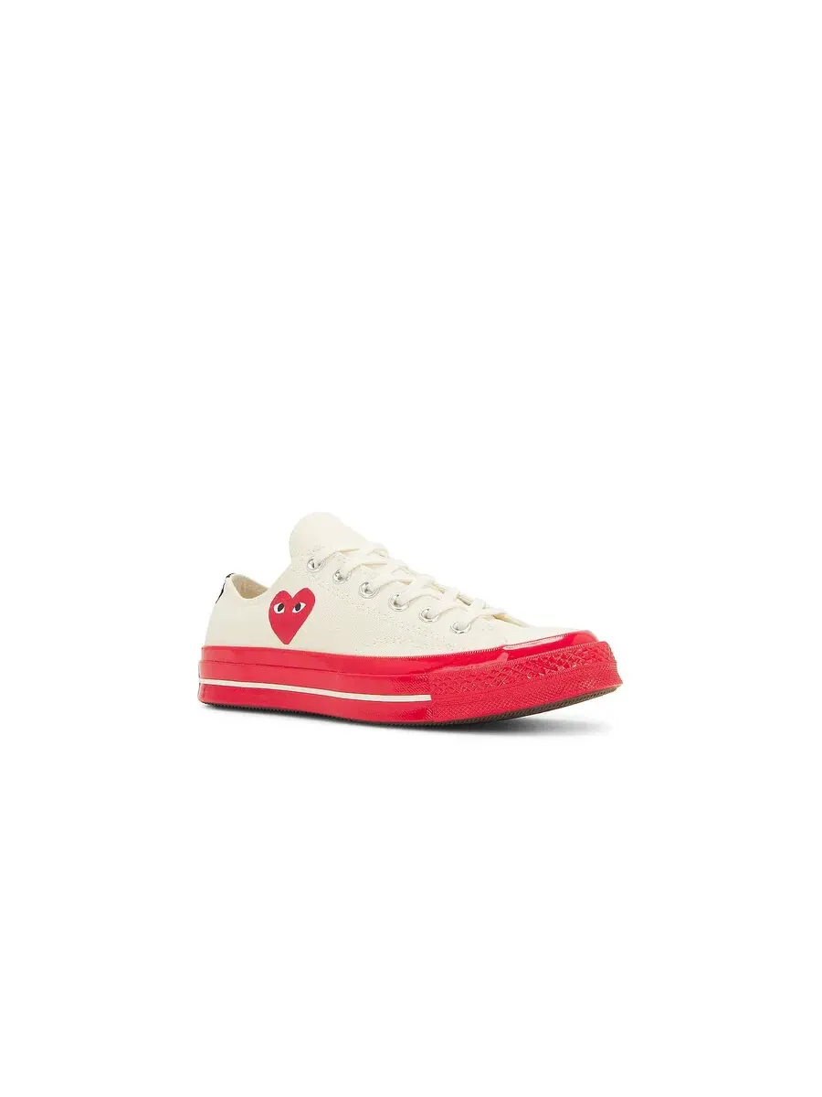 Мужские кроссовки Comme Des Garcons X CDG Play Off White — изображение 2 из 4, белый