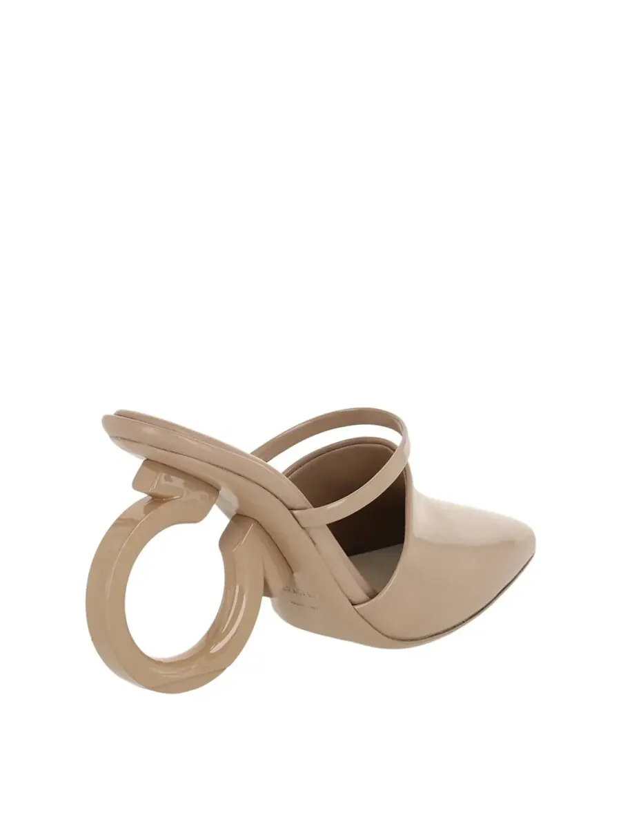 Туфли-слиперы на каблуке Ferragamo Adara Gancini — изображение 4 из 4, кость