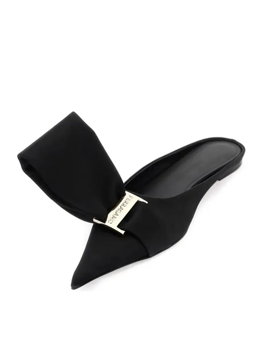 Сатиновые мюли Ferragamo с асимметричным бантом — изображение 2 из 5, черный