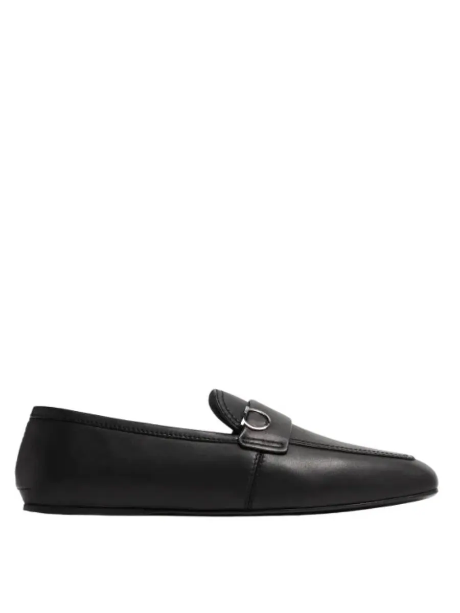 Лоферы Ferragamo Debros с орнаментом Gancini
