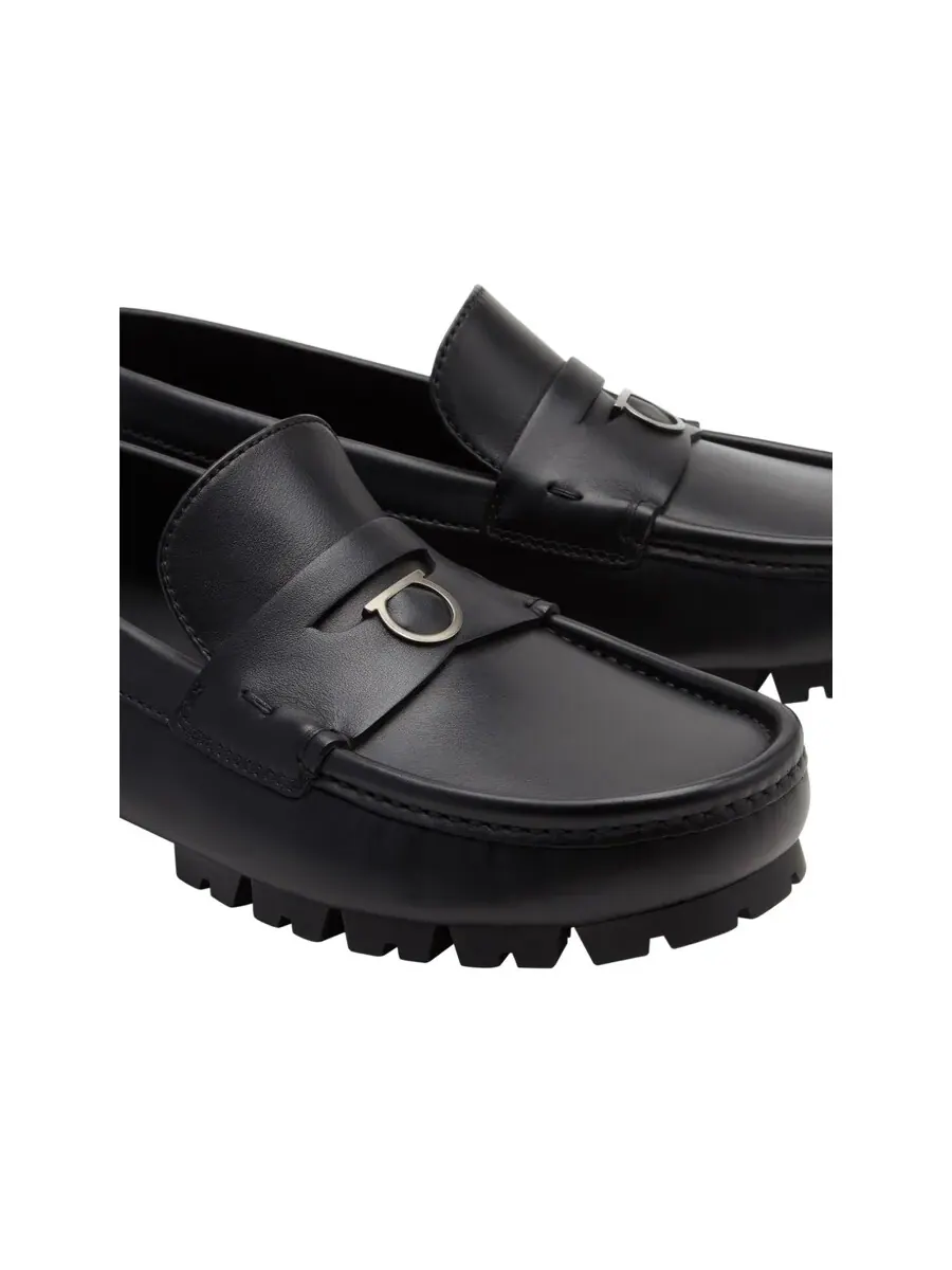 Лоферы Ferragamo Driver с украшением Gancini — изображение 3 из 4, черный