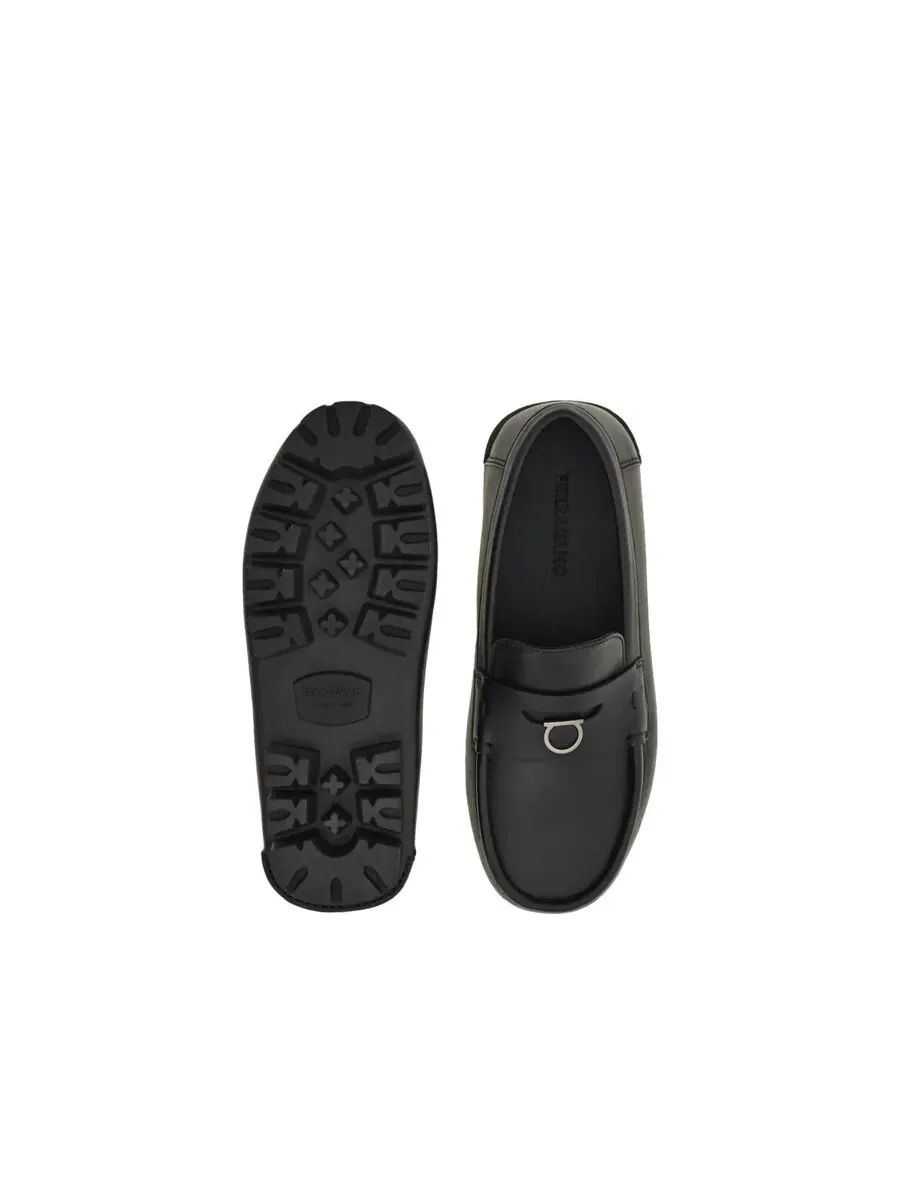 Лоферы Ferragamo Driver с украшением Gancini — изображение 4 из 4, черный