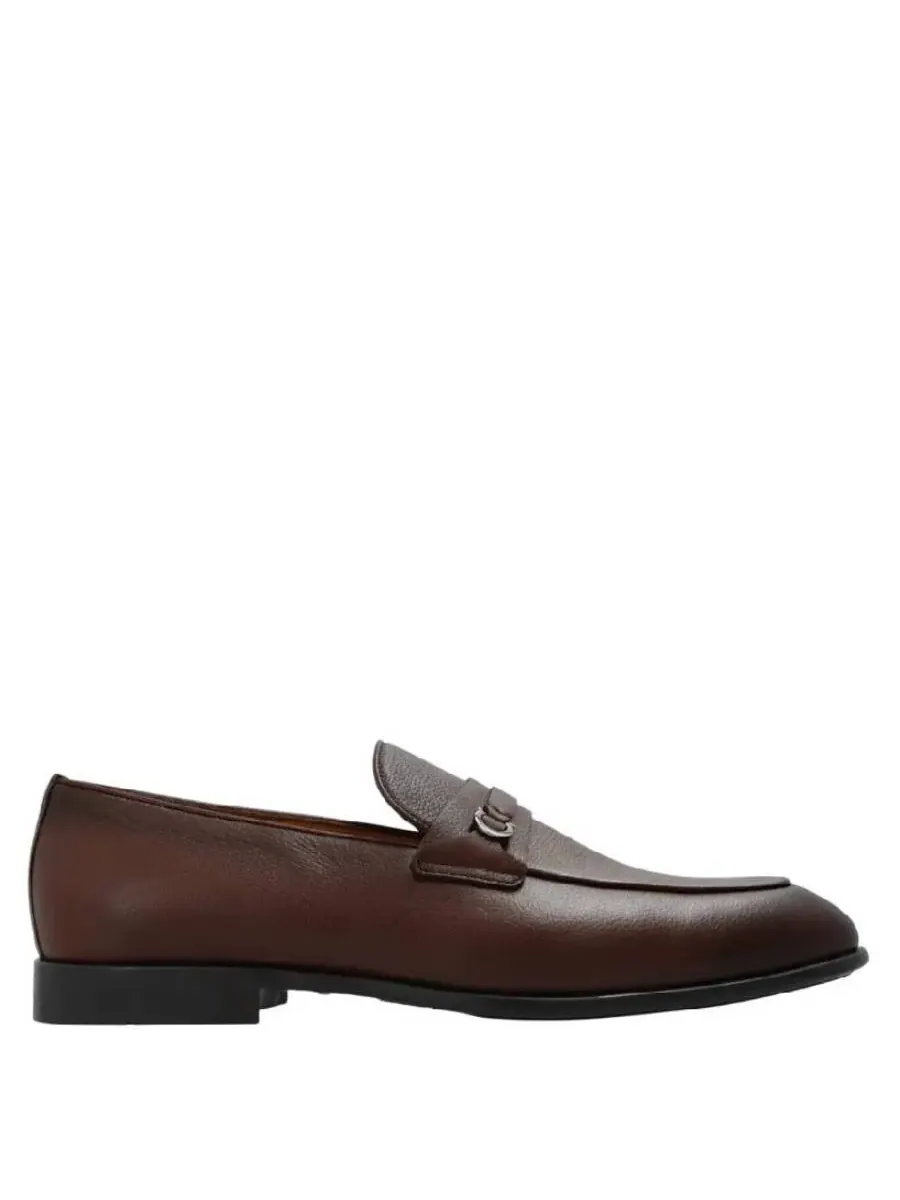 Мокасины с орнаментом Gancini от Ferragamo