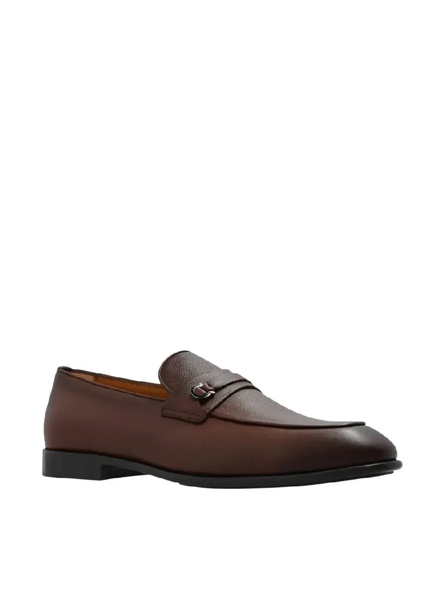 Мокасины с орнаментом Gancini от Ferragamo — изображение 2 из 3, коричневый