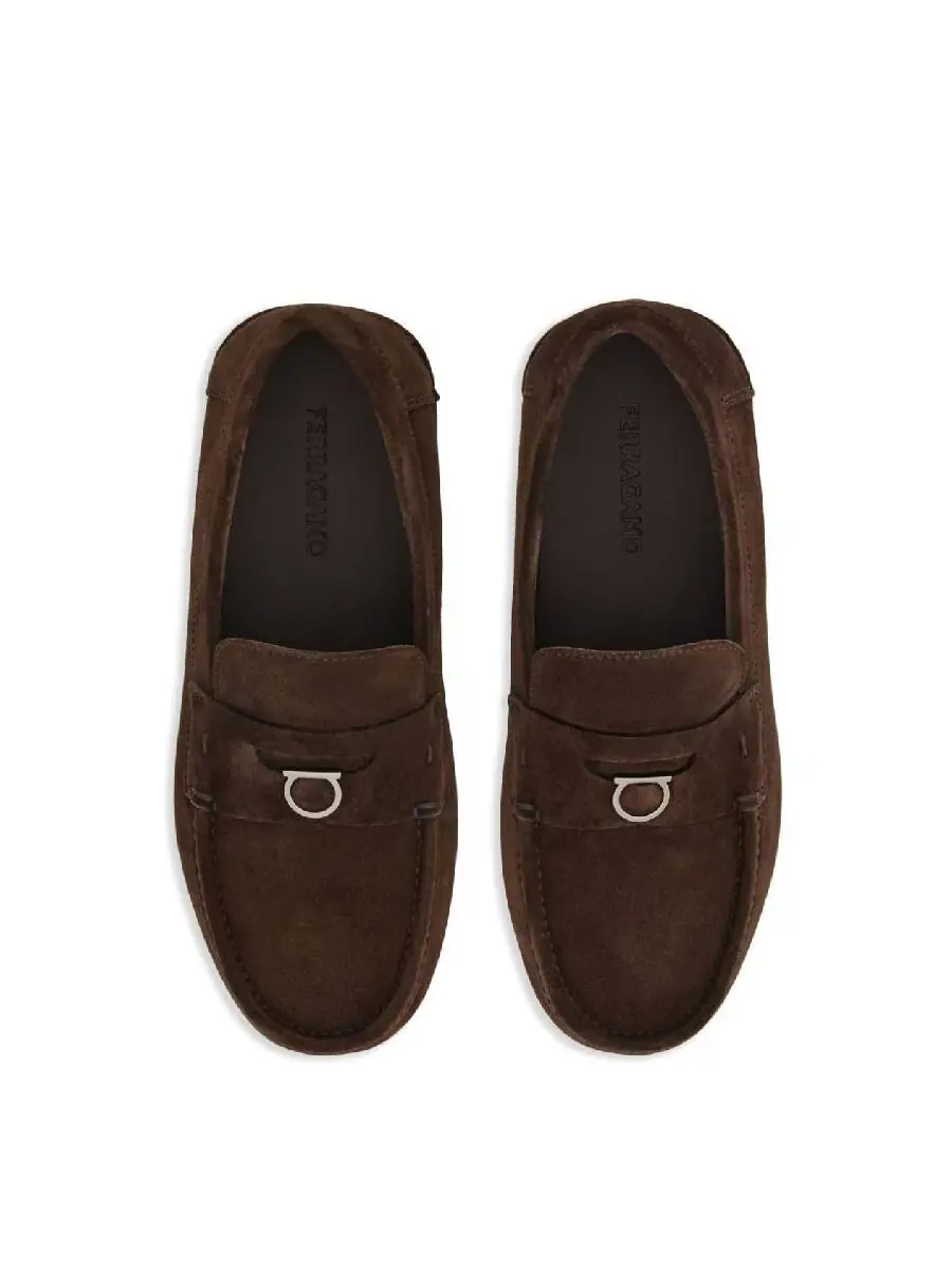 Лоферы с круглым носком и пряжкой Gancini от Ferragamo — изображение 2 из 4, коричневый