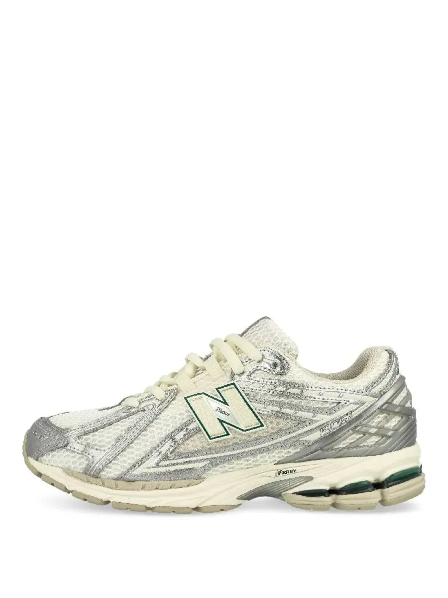 Мужские беговые кроссовки New Balance 1906R — изображение 2 из 4, серебряный