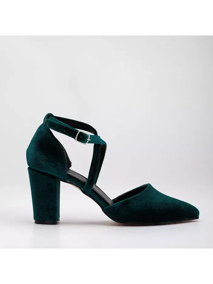 Сина Босоножки на высоком каблуке с перекрещивающимися ремешками Forever & Always Shoes — зеленый