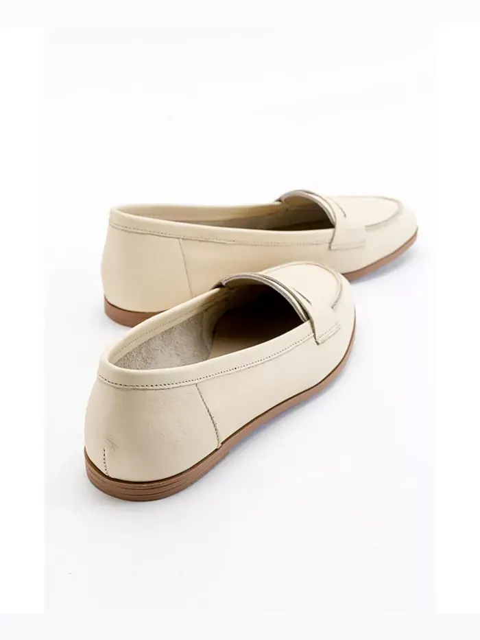 Лоферы Dorothy из кожи Forever & Always Shoes — изображение 2 из 5, светлый бежевый