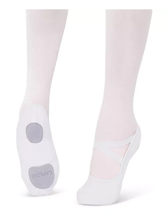 Женские балетки Hanami из холста Capezio — изображение 1 из 3, черный