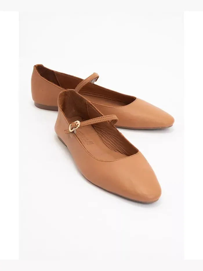 Туфли-лодочки «Мэри Джейн» из кожи Lara Forever & Always Shoes — коричневый