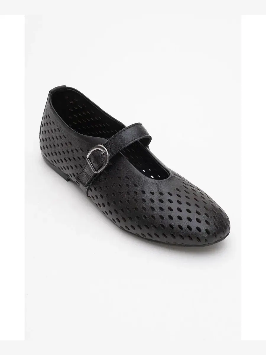 Женские кожаные балетки Arian Forever & Always Shoes — изображение 1 из 6, черный