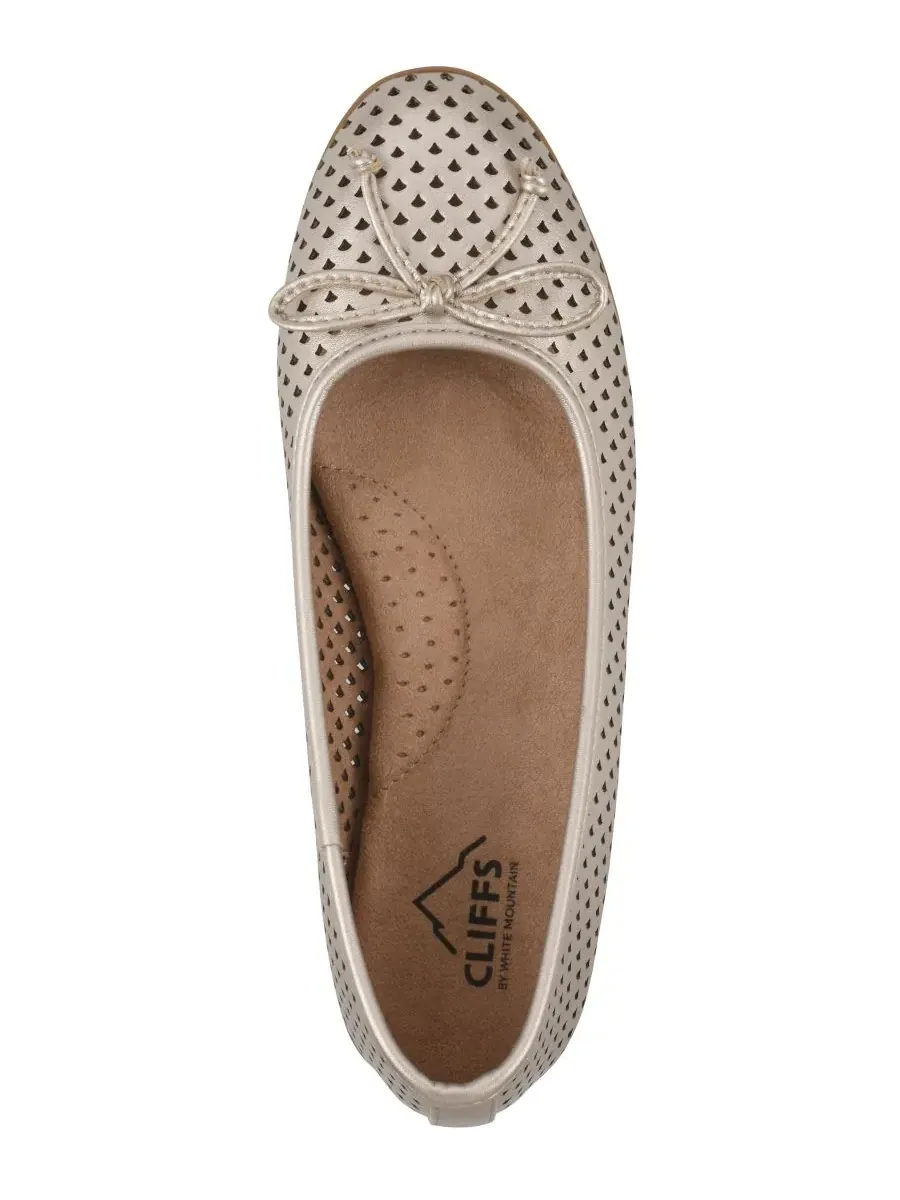 Женские балетки Carris Cliffs by White Mountain, Platino Metallic Smooth — изображение 4 из 6