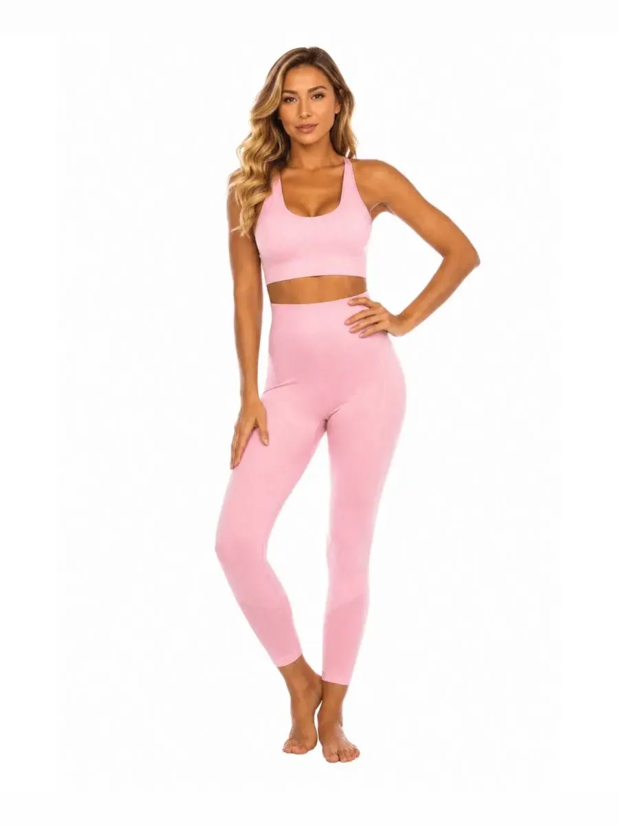 Комплект женской спортивной одежды с кросс-бра и леггинсами, модель Seamless Activewear Set La Moda — розовый