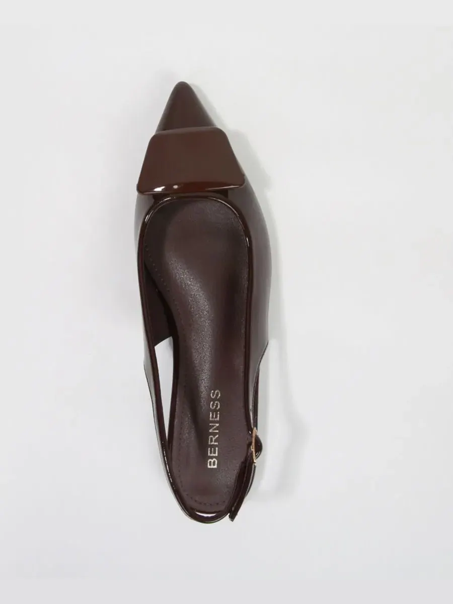 Женские туфли-лодочки Blanca Patent Slingback Flats с геометрическим акцентом BERNESS — изображение 4 из 5, коричневый