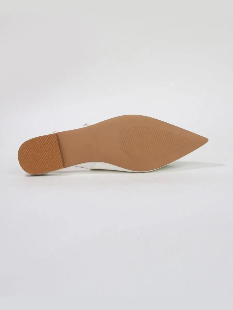 Туфли-лодочки Blanca Patent Slingback Flats с геометричным акцентом BERNESS — изображение 5 из 5, белый
