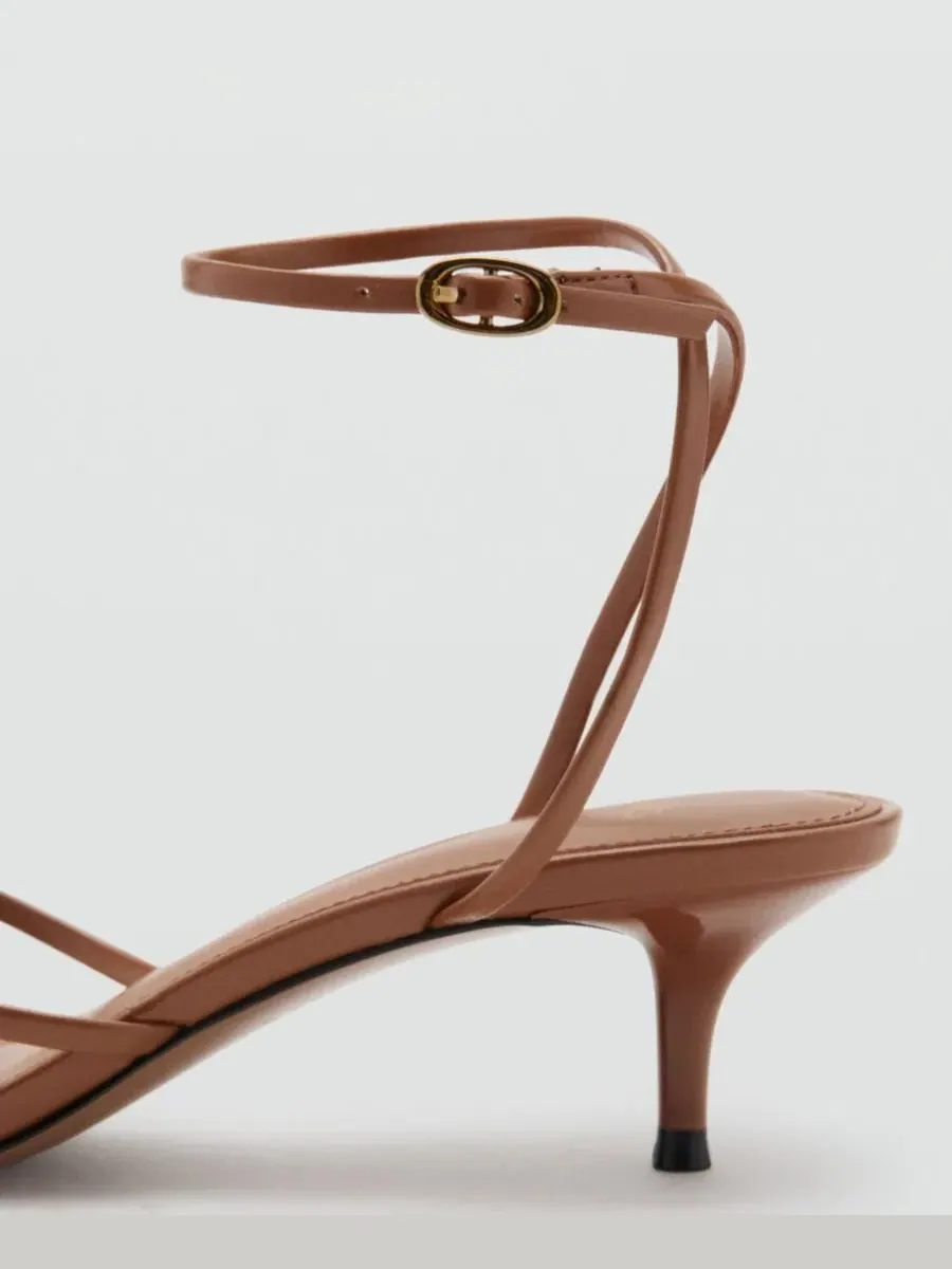 Босоножки на каблуке с ремешком на щиколотке, открытый носок, модель Strappy Heeled Sandals MANGO — изображение 9 из 10