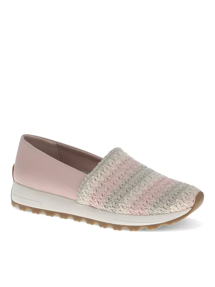 Женские балетки Gennie Slip On Baretraps — изображение 1 из 1, черный