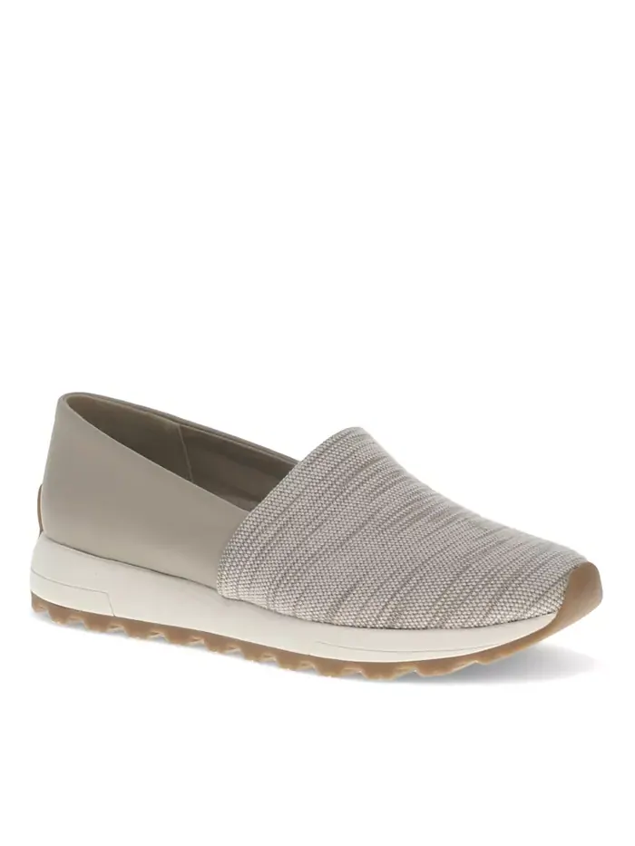 Женские балетки Gennie Slip On Baretraps — мульти