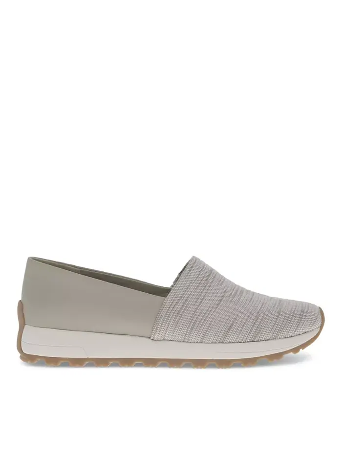 Женские балетки Gennie Slip On Baretraps — изображение 2 из 5, мульти