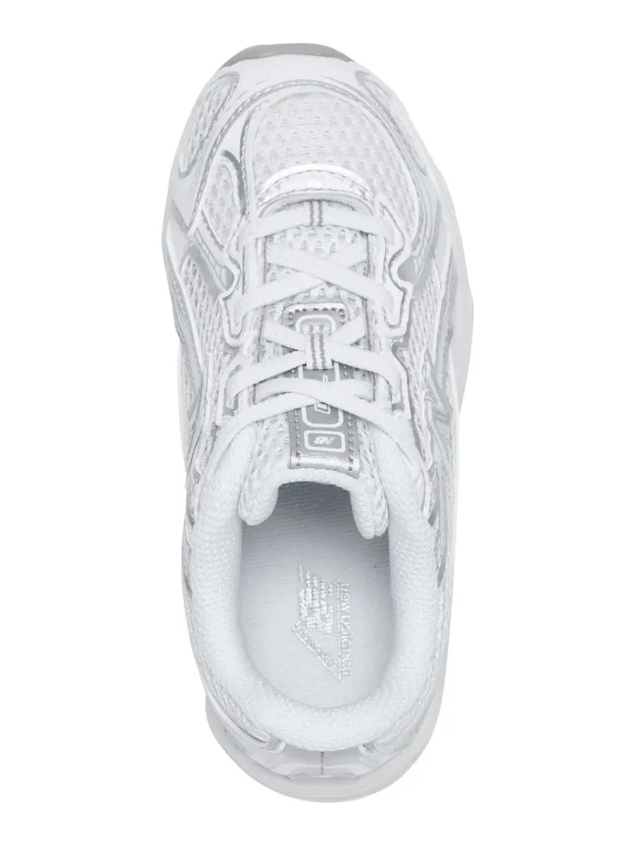 Детские кроссовки на шнуровке 740 Stretch от Finish Line New Balance — изображение 5 из 6, белый