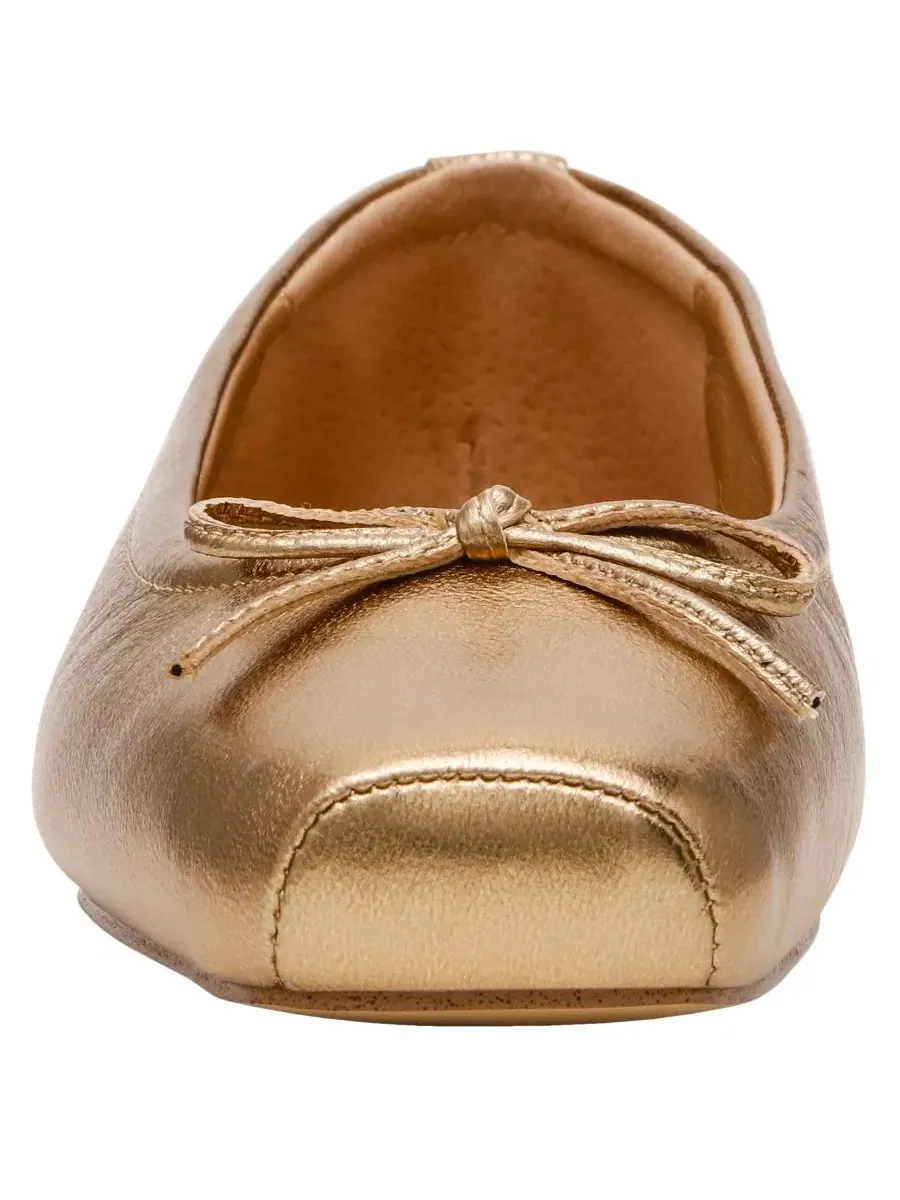 Балетки с квадратным носком Eleve Square Toe Steve Madden — изображение 7 из 7, золотистый