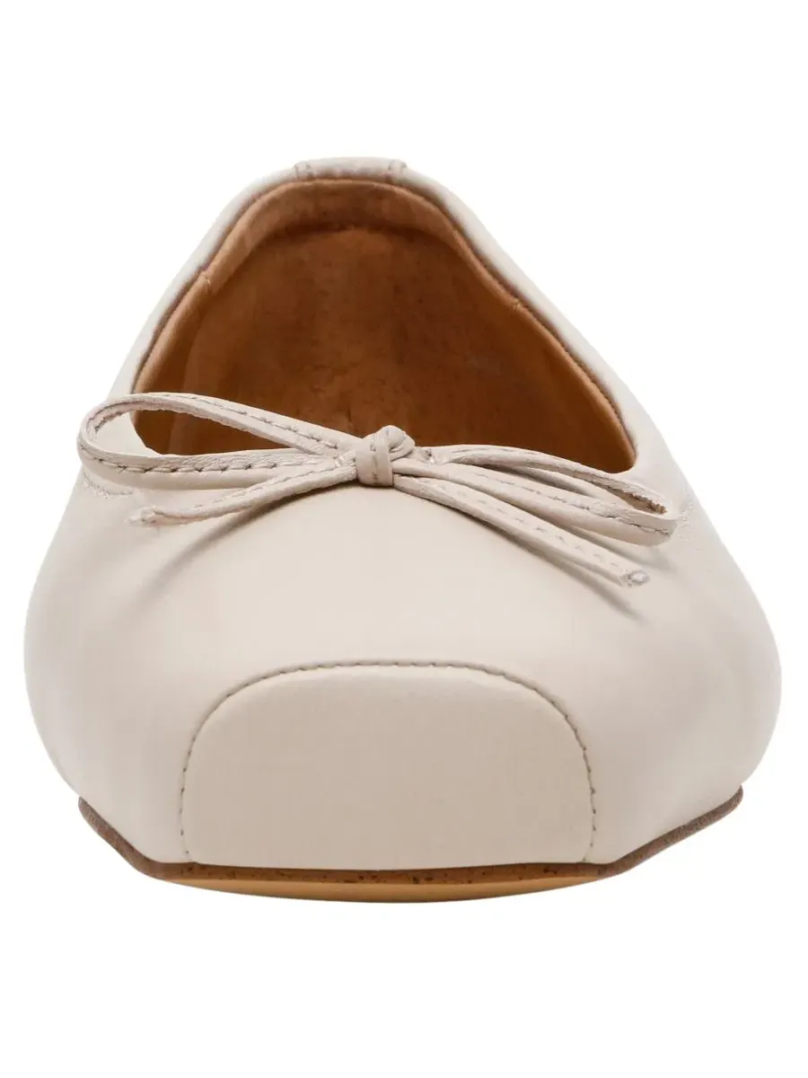 Балетки на плоском ходу с квадратным мысом Eleve Steve Madden — изображение 6 из 7, белый