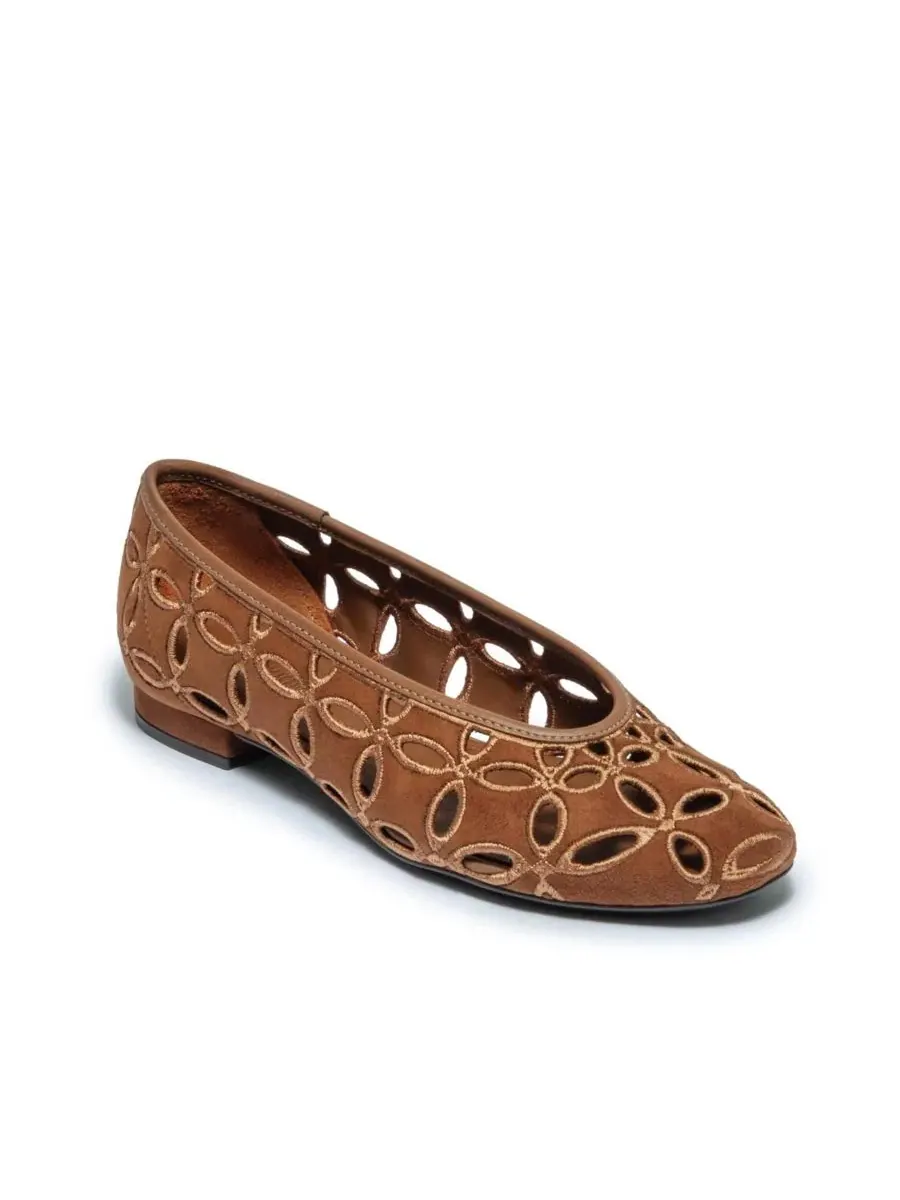 Женские балетки Brie Bernardo Footwear, миндальный — изображение 1 из 4