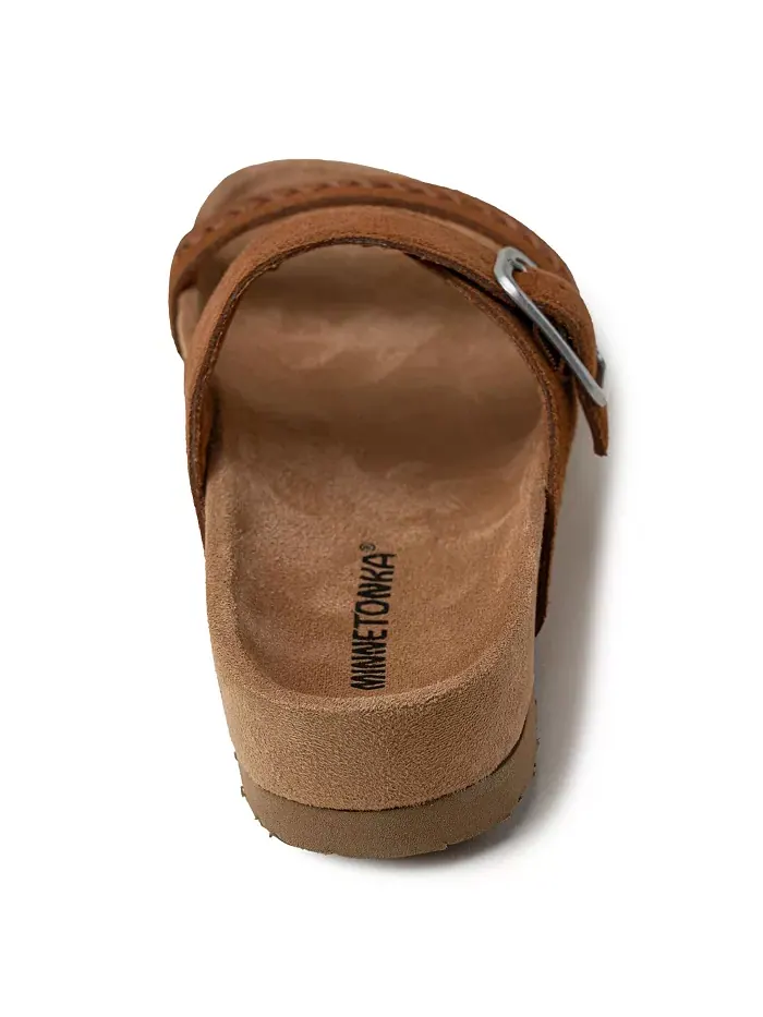 Женские сандалии Gideon на 2 ремешках с пряжками из замши Minnetonka — изображение 6 из 7, коричневый