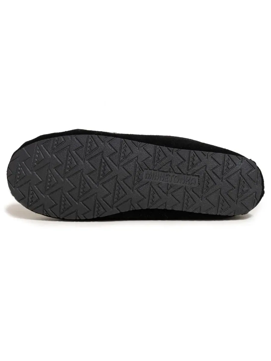 Женские тапочки с замшевым верхом Cosi Venetian Suede Minnetonka — изображение 5 из 5, черный
