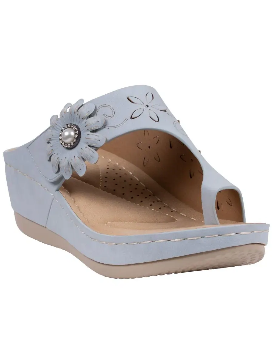 Сандалии-клипсы Skylar с цветочной розеткой GC Shoes