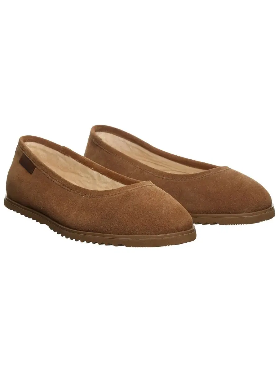 Балетки Jazlyn с круглым носком BEARPAW — изображение 8 из 8, хикори