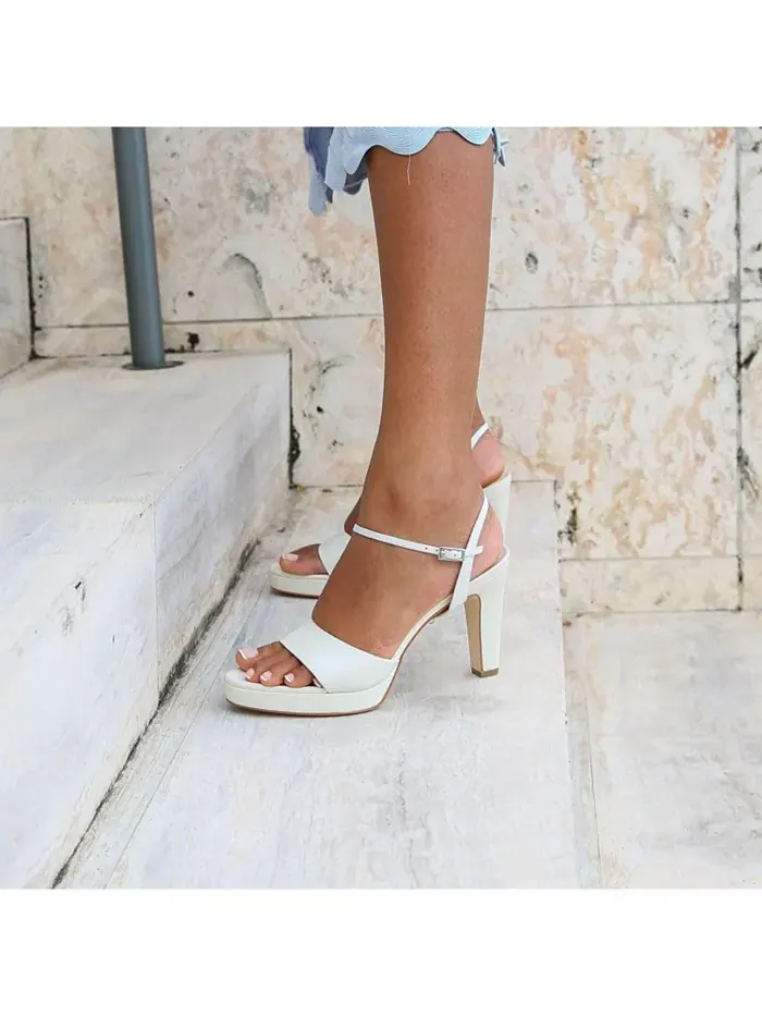 Сандалии Women's Amal Customizable Bridal Platform Alterre — изображение 5 из 6, белый